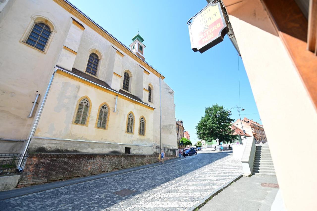 Test Gm Apartment Sibiu Exterior foto
