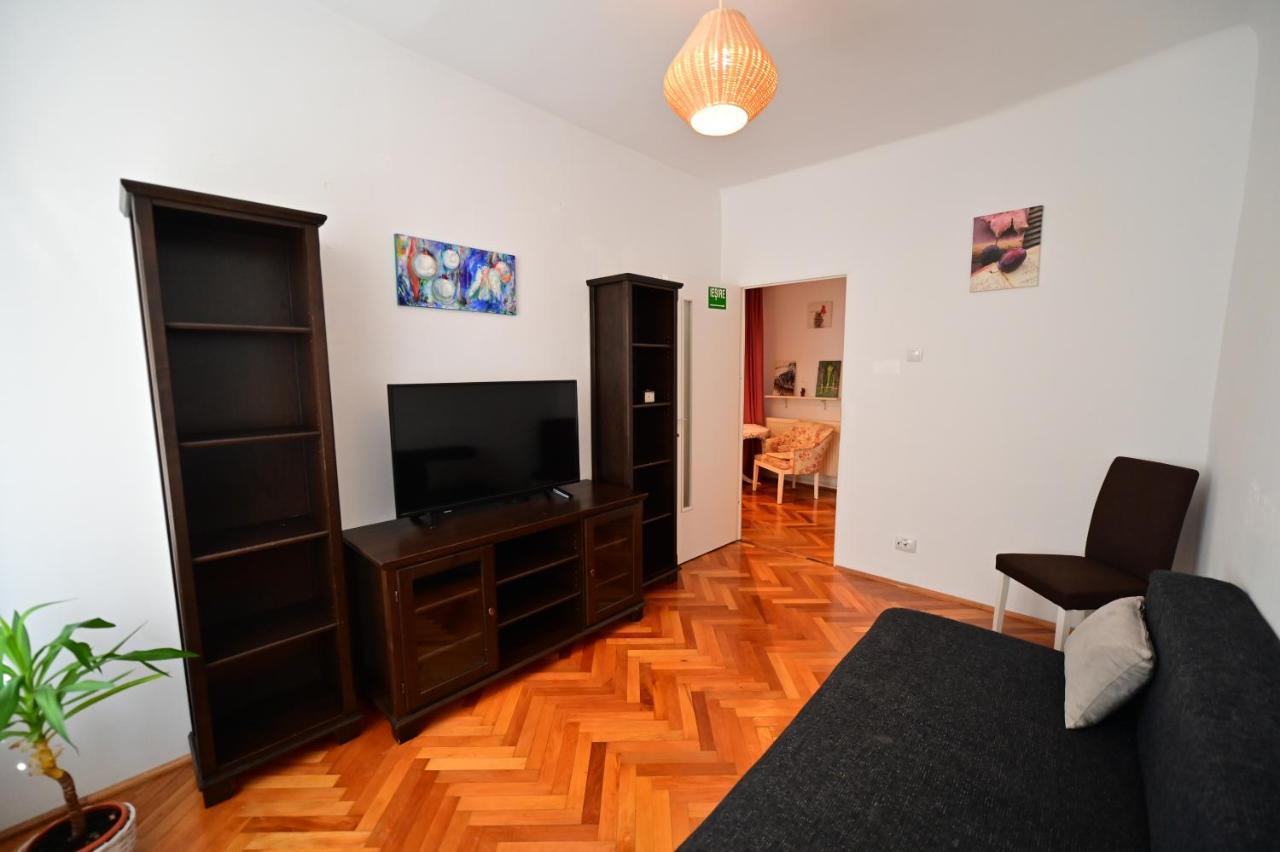 Test Gm Apartment Sibiu Exterior foto